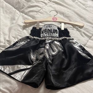 Venum Muay Thai Shorts Sz: XS